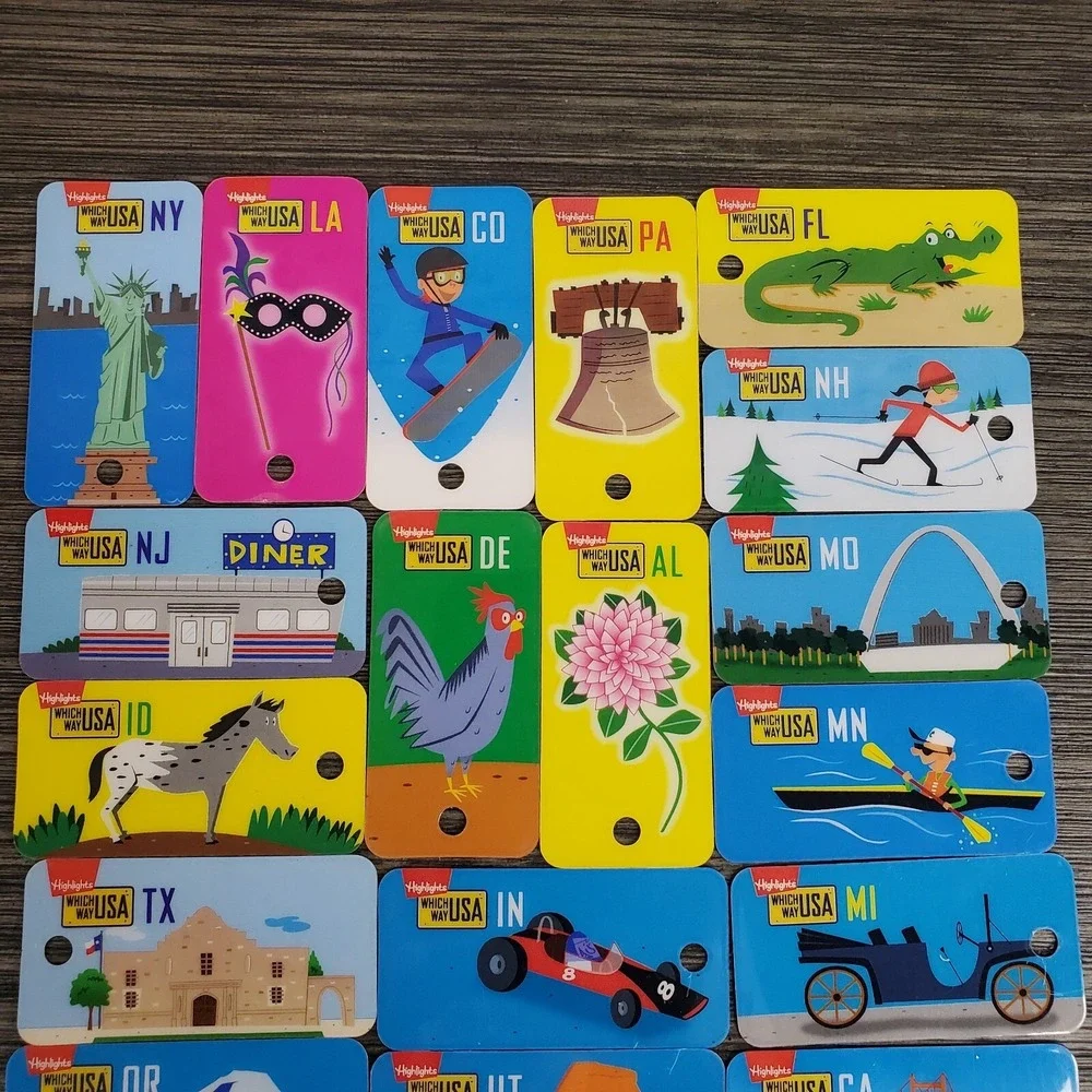 Lot Of 24 Plastic Tiny‎ United States Vanity Plates 2.5
